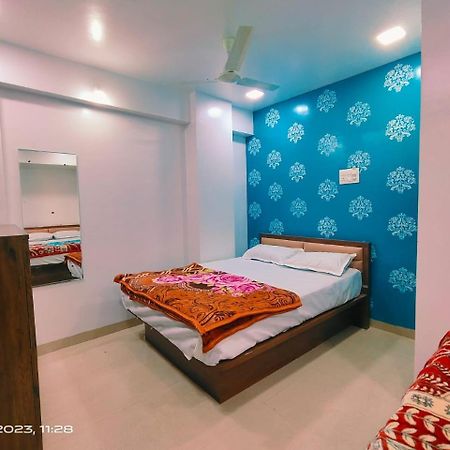 Amrit Guest House Pune Exterior foto